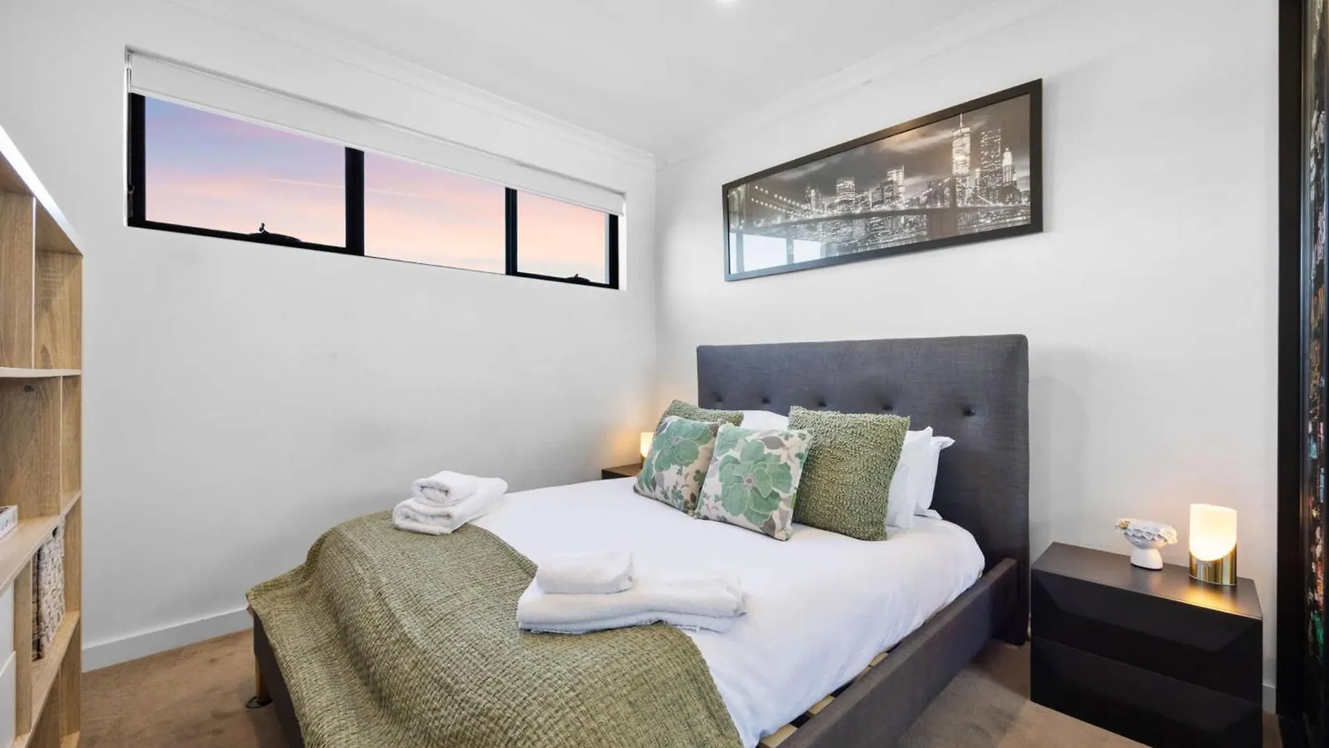 Stylish Mount Lawley Retreat Walk To Beaufort Street Perth Holiday home