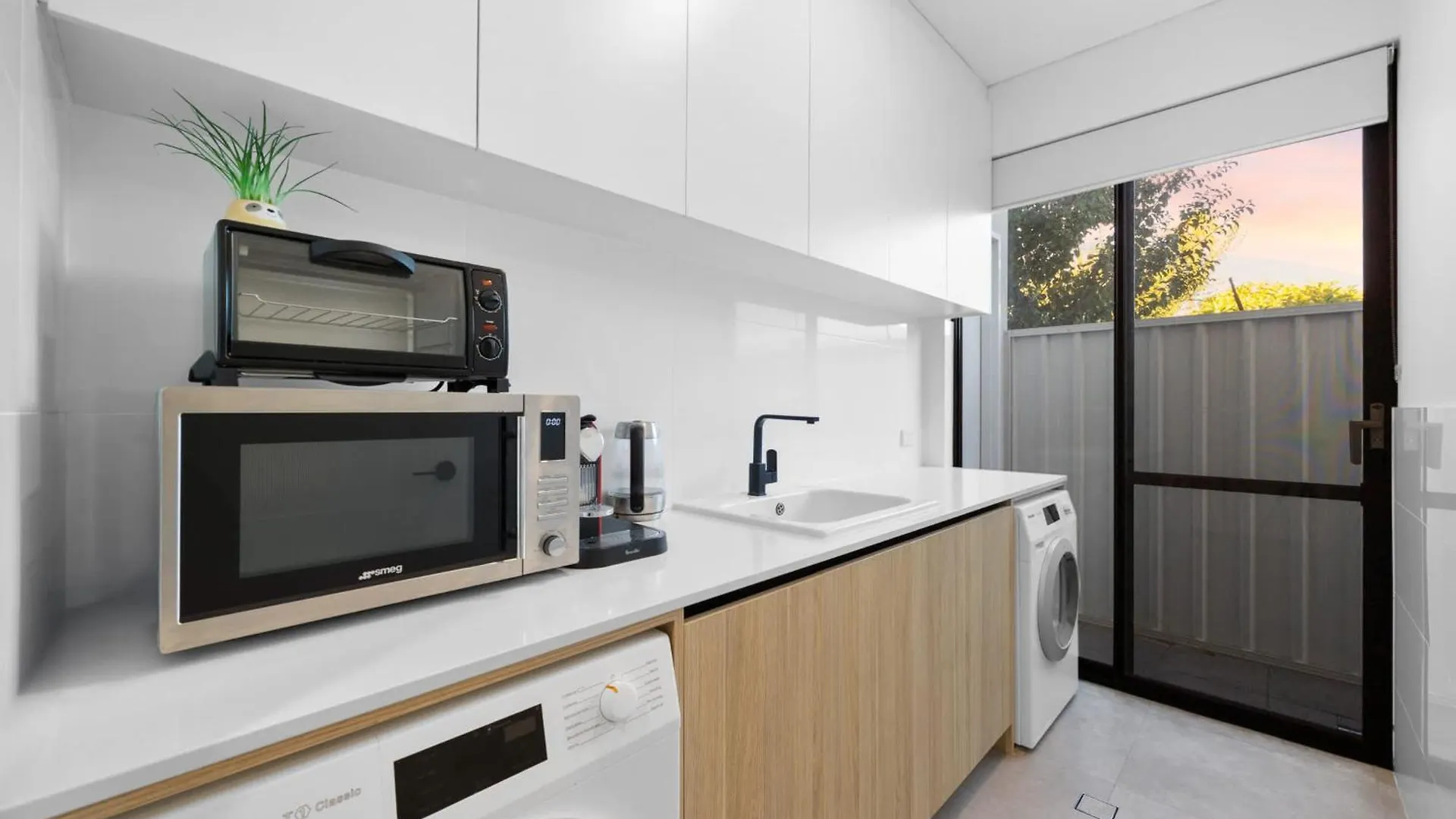 Holiday home Stylish Mount Lawley Retreat Walk To Beaufort Street Perth Australia